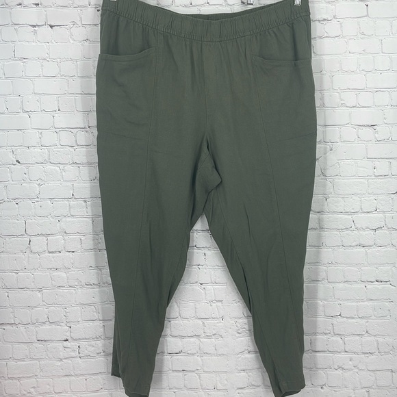 Old Navy Army Olive Green Plus Size 2x High Rise Straight Taper 55 Linen Viscose - Picture 2 of 10